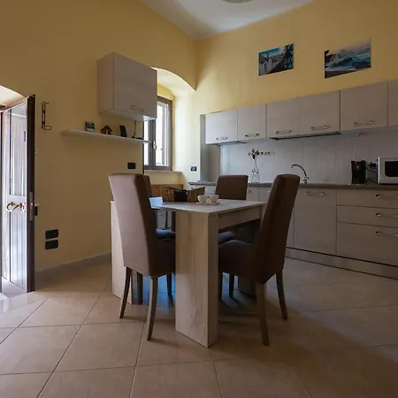 La Casa Di Alice Holiday home